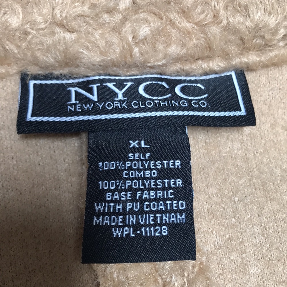 Boucle Coat - image 7